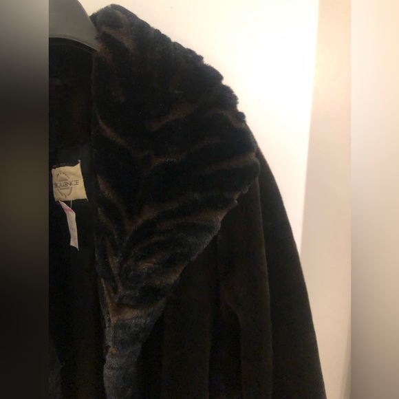 SEQUENCE FUR COAT - OVERSIZED XL - Picture 14 of 15